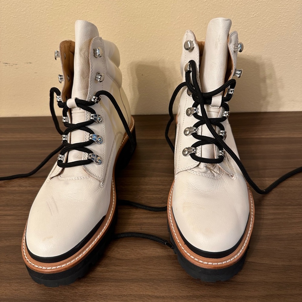 Women’s Marc Fisher leather lug sole combat  boots cream size 9 Brand New